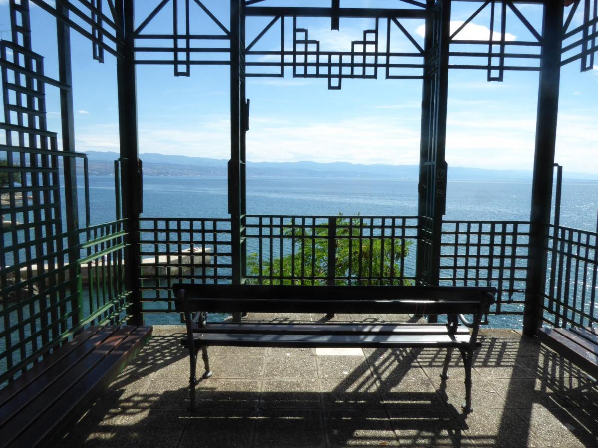 Villa Annika Lovran Kültér fotó
